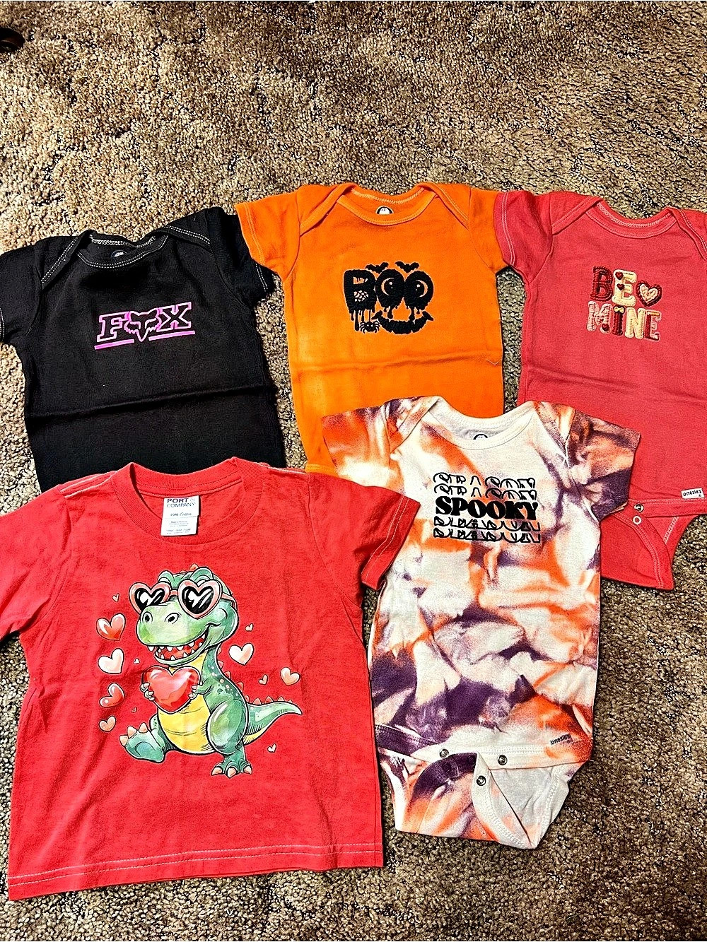Gerber Kids Graphic 5 piece bundle- 18 month